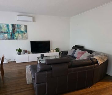 Brighton East - Photo 1