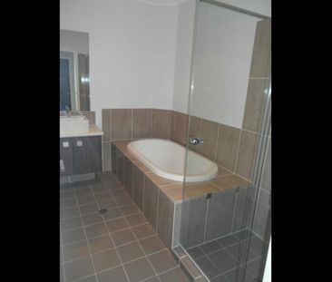 Perfect Family Home! - Photo 5