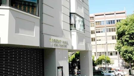 Spacious, sunny and sea view studio close to Shortland Street - Photo 5