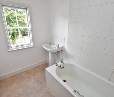 Linden Vale, Howell Road, Exeter, EX4 - Photo 1