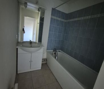 Location Appartement 2 pièces 56m² CAUDRY 59540 - Photo 3