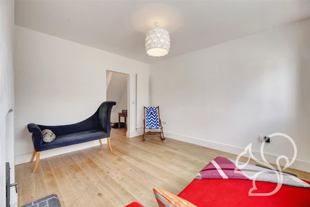 Firs Chase, West Mersea - Photo 2