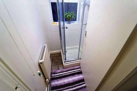 Bentinck Road, Nottingham, NG7 - Photo 2