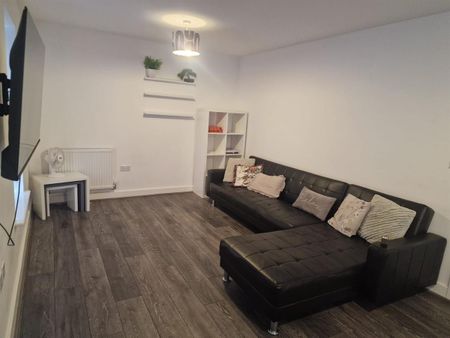 75 Camelia Avenue - Photo 2