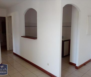 Location Appartement 3 pièces 51m² LE TAMPON 97430 - Photo 4