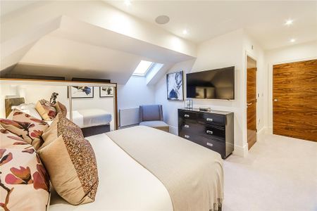 2 bedroom penthouse to rent - Photo 2