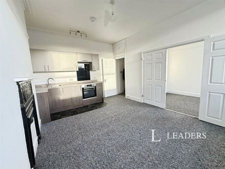 1 bedroom apartment to rent High Street, Cheltenham, Gloucestershire, GL52 - Photo 2