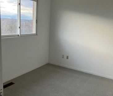 For Lease - 42 Coe Drive, Ajax, Ontario - Photo 6