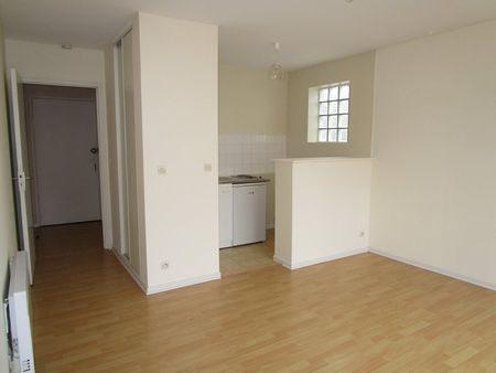 Appartement RUE DU DOCTEUR JACQUINET - Photo 3