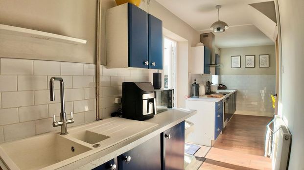 3 bedroom terraced house to rent - Photo 1