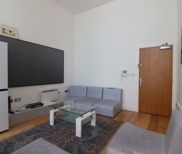 2 bedroom flat to rent - Photo 6
