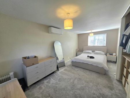 2 bedroom property to rent - Photo 4
