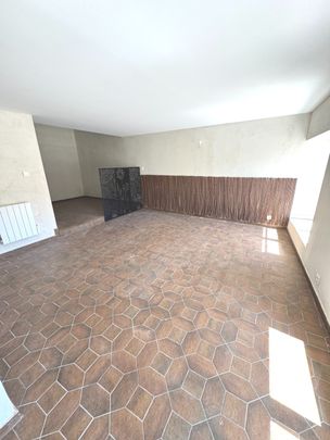 Location Appartement 1 pièce 35m² ROMANS SUR ISERE 26100 - Photo 1