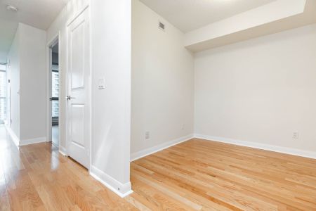 For Lease - 235 Sherway Gardens Road Unit# 1802, Toronto, Ontario - Photo 4