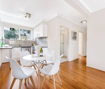 2/2-4 Watson Grove, Glen Huntly VIC 3163 - Apartment For Rent | Domain - Photo 3