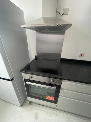 Market Walk, Huddersfield, HD1 - Photo 4