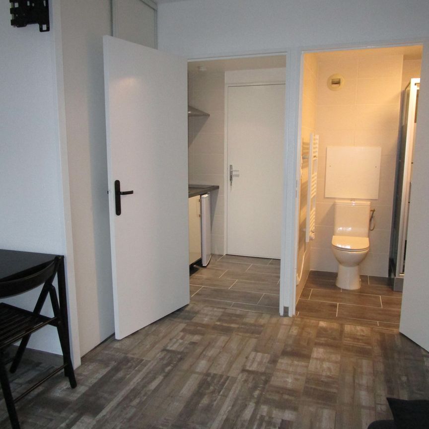 Appartement AVENUE HENRI FARMAN - Photo 1