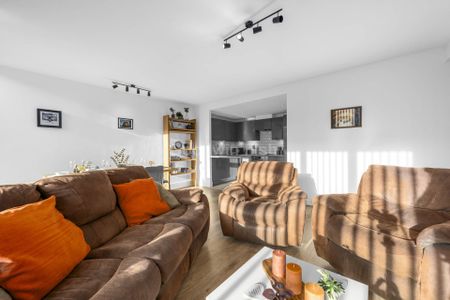 3 Burton Place, Castlefield - Photo 2