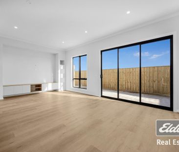 An elegant residence perfect for comfortable living! - Photo 1