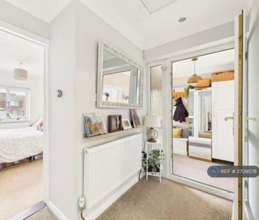 2 bedroom bungalow to rent - Photo 4