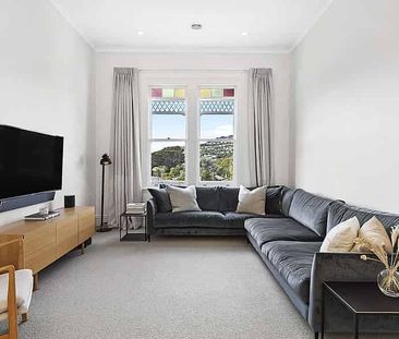 Charming Character Villa for Rent – Sun-Soaked and Stylish - Photo 1