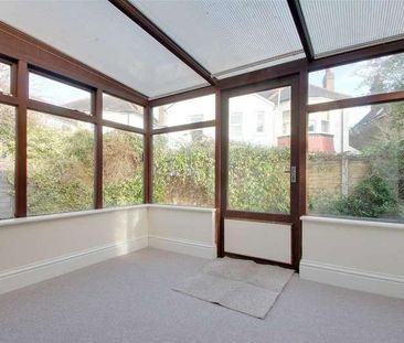 Shakespeare Road, Worthing, BN11 - Photo 2