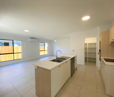 Charming Family Home Southside Gympie - Photo 3