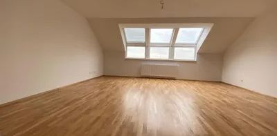 Top-sanierte, helle, super-großzügige 3-Zimmer-Neubauwohnung in der Lobmeyrgasse! - Photo 2