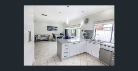 Family Charm in Friendly Location! - Photo 3