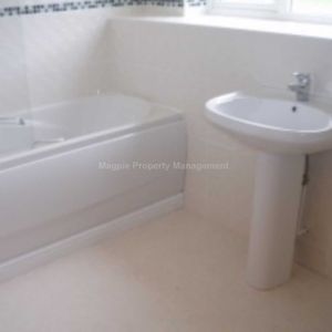 Price £1,250 pcm - Available 16/01/2026 - Unfurnished - Photo 2