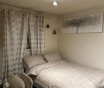 Room in a Shared House, Manchester, M8 - Photo 1