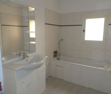 Location appartement 4 pièces 75 m² à Draguignan (83300) - Photo 3