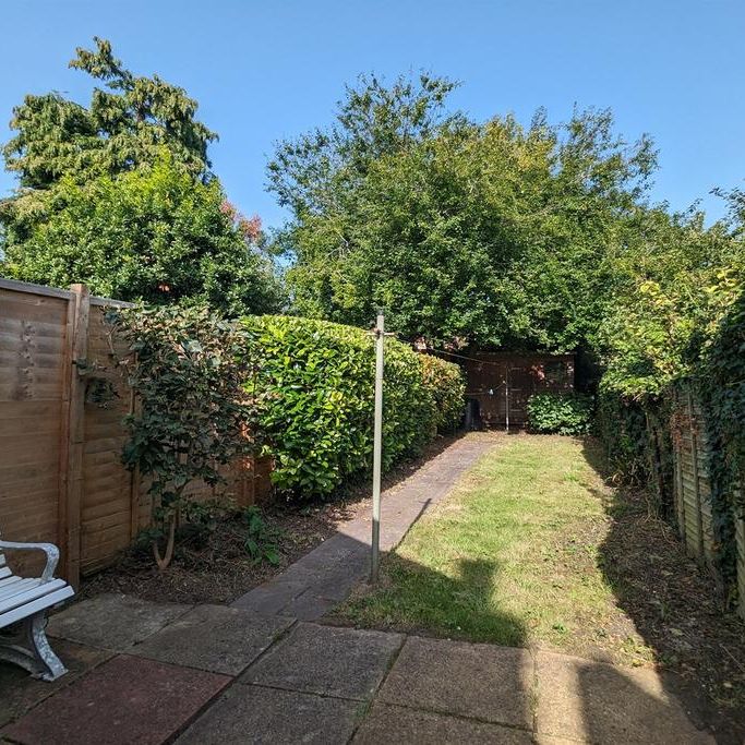 3 bedroom terraced house to rent - Photo 1