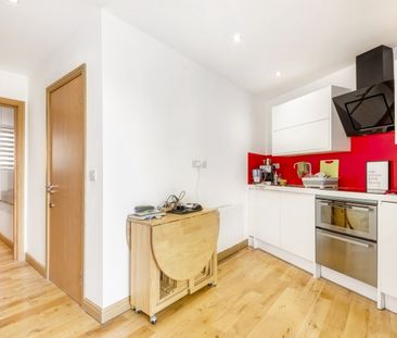 Flat to rent - Stanstead Road, London, SE23 - Photo 1