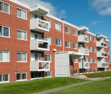 Freshwater Road Apartments - Photo 1