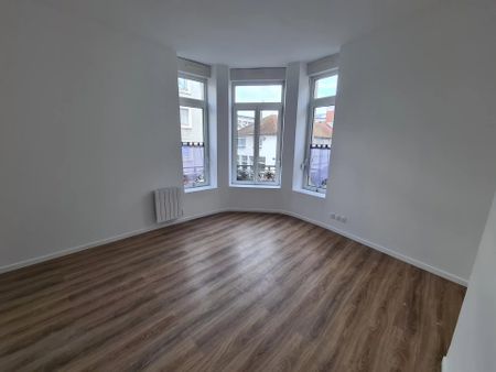 Location Appartement 3 pièces 58m² BOULOGNE SUR MER 62200 - Photo 4