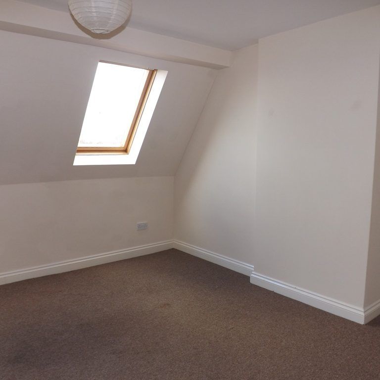 Eastney Road, Charlie Hurdles, PO4 - Photo 1