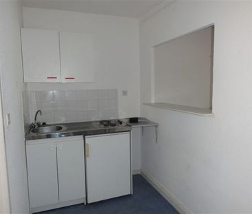 Location Appartement 1 pièce Meublé 21m² LE CREUSOT 71200 - Photo 3