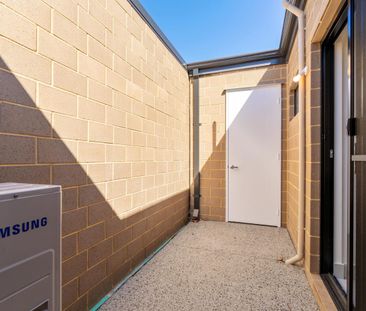 BRAND NEW MODERN VILLA IN A QUITE COMPLEX - Photo 3