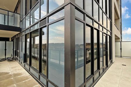 For Lease - 3220 William Coltson Avenue Unit# 307, Oakville, Ontario - Photo 4