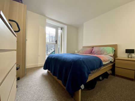 Churchill Villas, Churchill Way - Photo 4