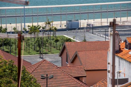 **Fantástico T1 no coração de Alfama com vista Rio para arrendamento** - Photo 5