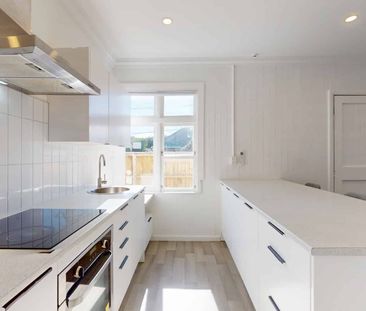 Cute as a Button by the Beach - Photo 2