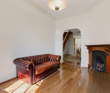Charming Character Terrace in the Heart of the City - Photo 1