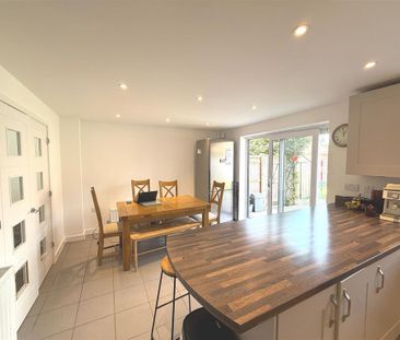 3 bedroom house to rent - Photo 6