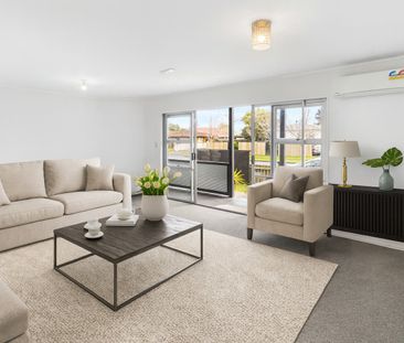 Pet Friendly home in Conifer Grove! - Photo 4