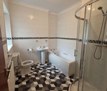 House To Let - Photo 6