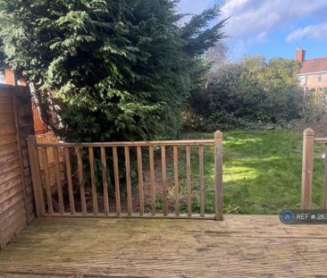 3 bedroom terraced house to rent - Photo 5