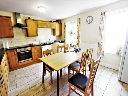 6 bedroom house to rent - Photo 3