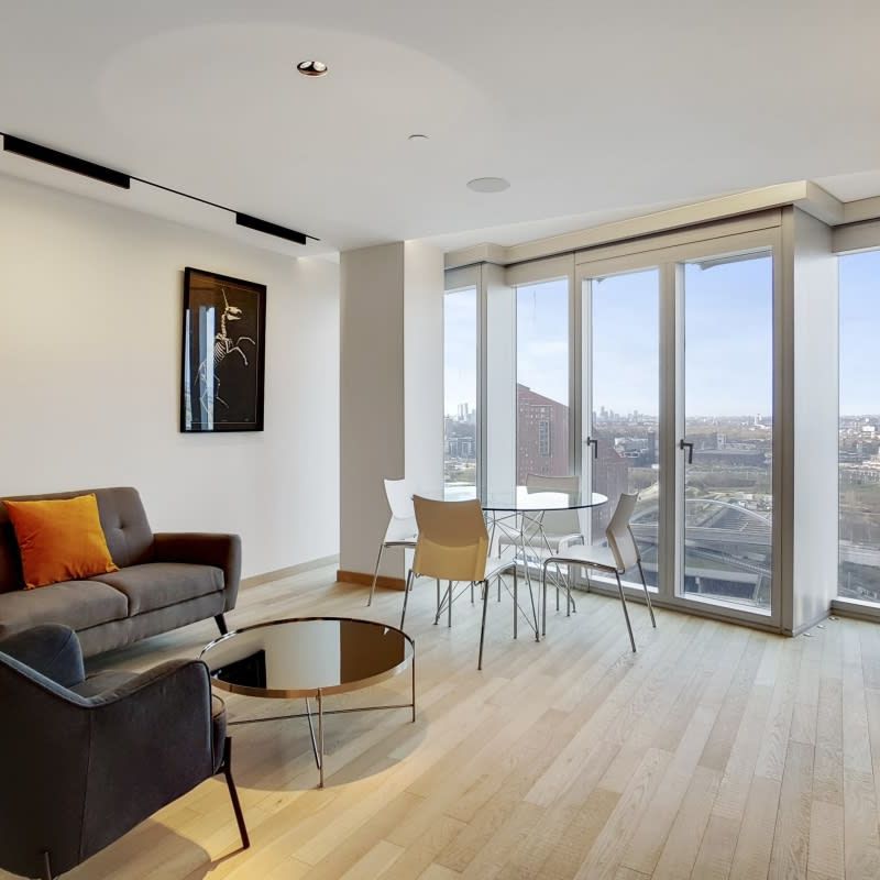 Manhattan Loft Apartments, International Way, London, E20 - Photo 1